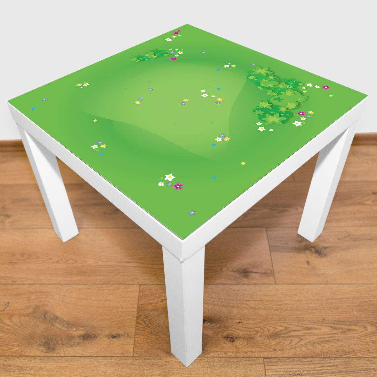playmat with flowery meadow